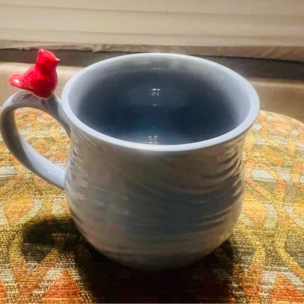 Temp-Tations Blue Mug with Red Bird Detail